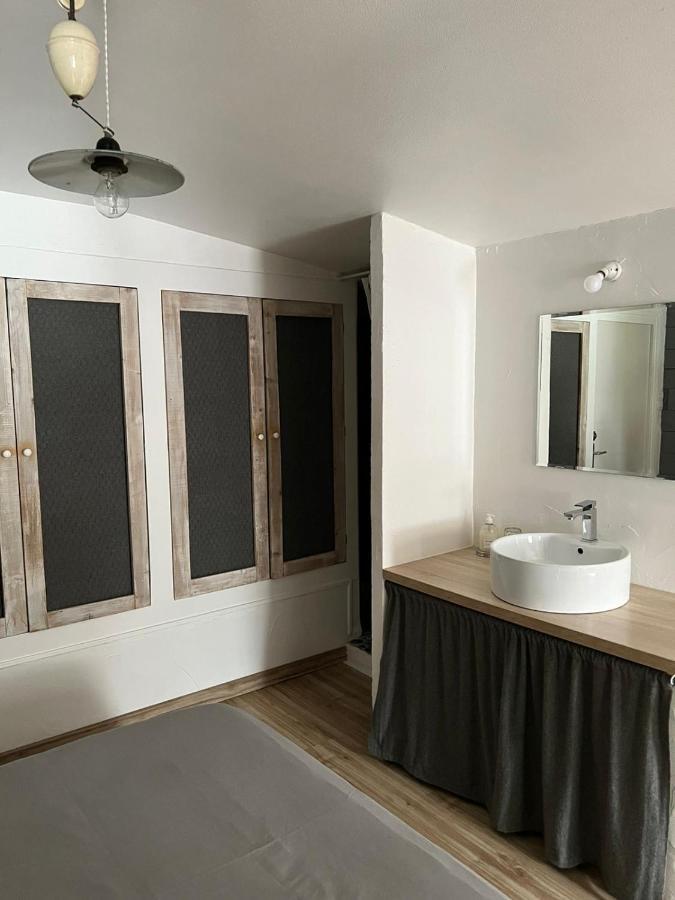 Les Chambres De Pauline Avec Spa Et Climatisation Albertville Exterior photo