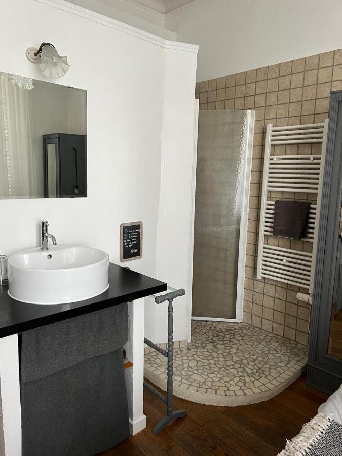 Les Chambres De Pauline Avec Spa Et Climatisation Albertville Exterior photo