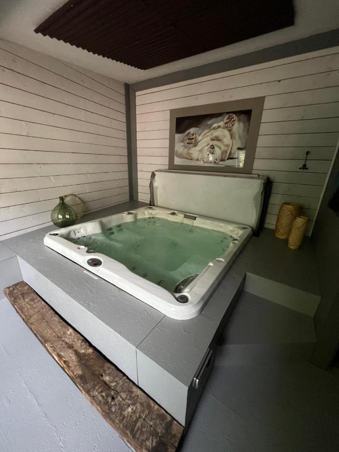 Les Chambres De Pauline Avec Spa Et Climatisation Albertville Exterior photo